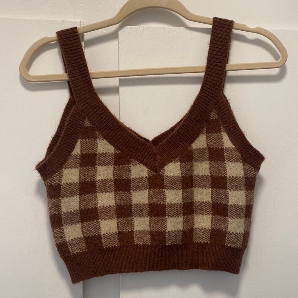 Cropped Sweater Tank Top! Size S
